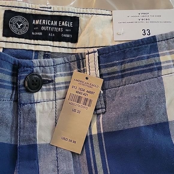 NWT AEO Plaid Prep Short, Size 33 - Picture 3 of 4
